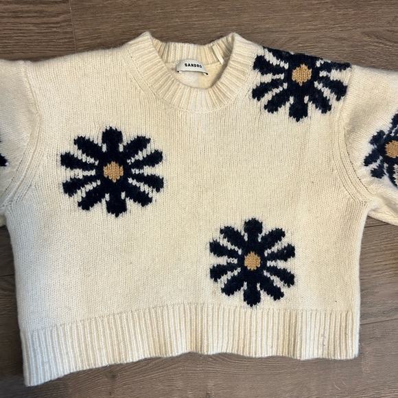 Sandro Cream and Navy Floral Intarsia Sweater - Picture 5 of 13